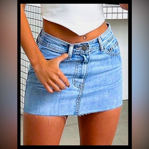 Just Quella Women's High Waisted Jean Skirt Fringed Slim Fit Denim Mini Skirt - Picture 1 of 14